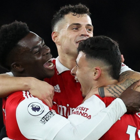 Arsenal củng cố vị trí top 1 Ngoại Hạng Anh